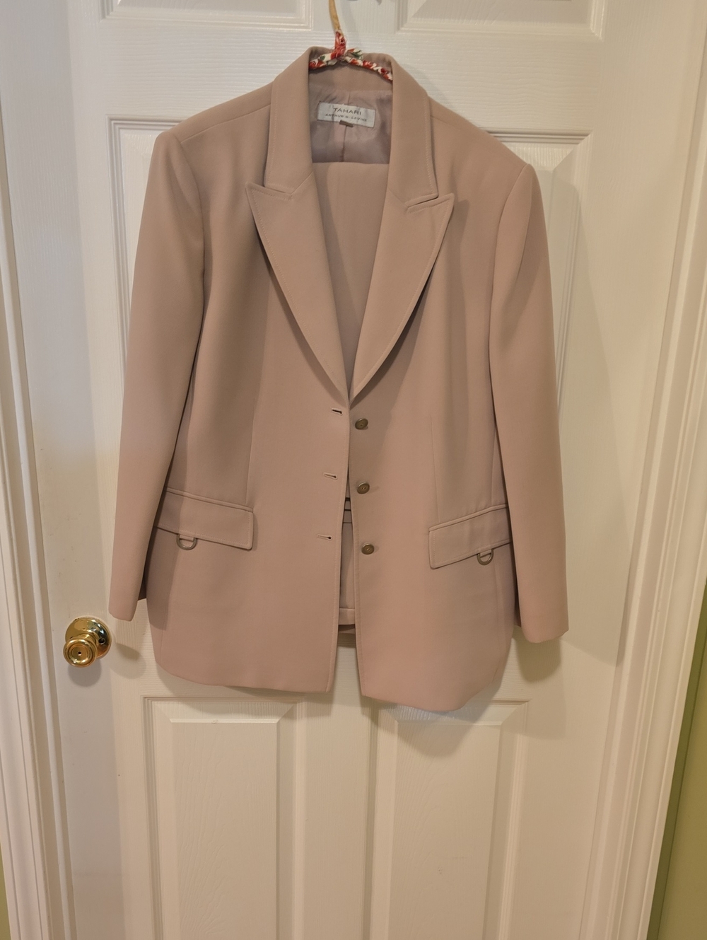 Tahari ASL Beige Pantsuit. Size 18